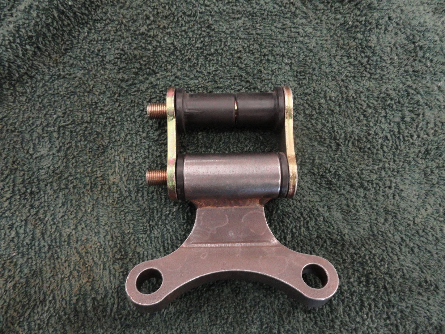 spring perch mounts for quick change banjo with torque tube or open